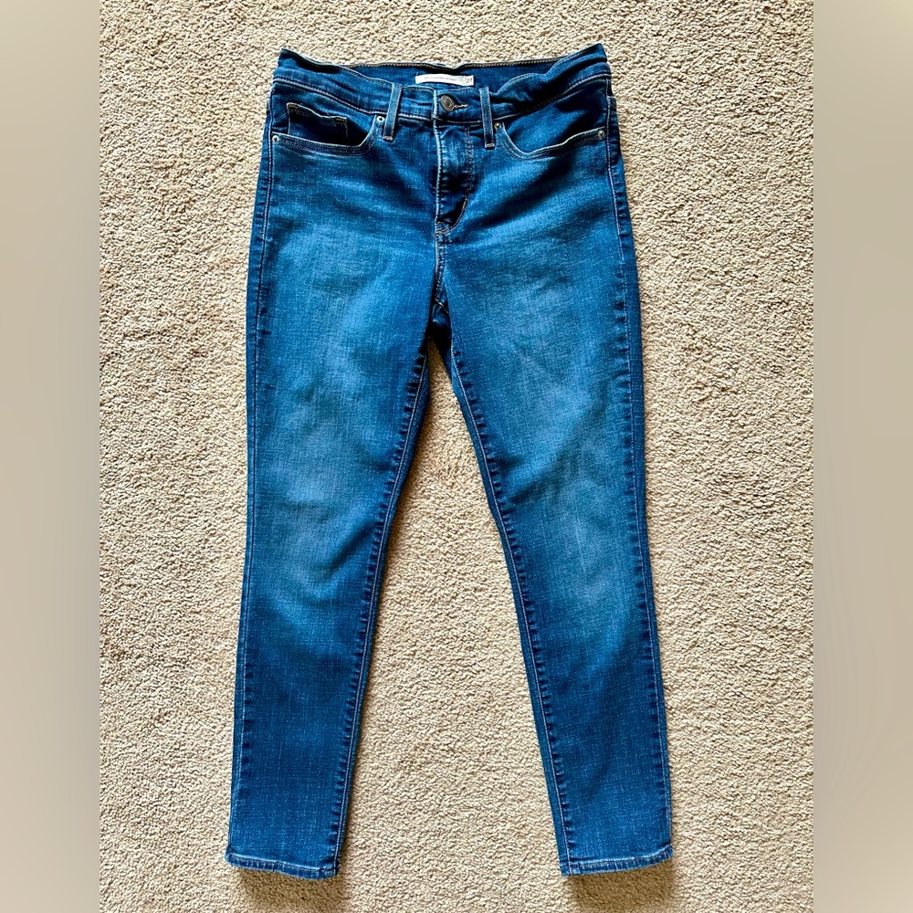 Levi’s 311 Skinny Shaping Skinny Jeans